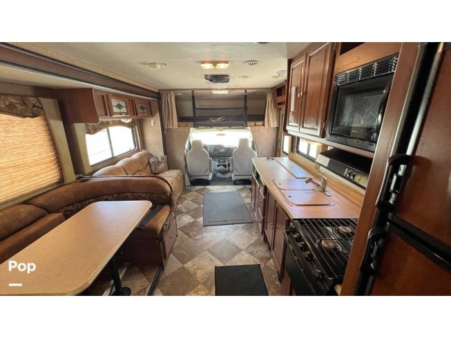 2015 Coachmen Leprechaun 319DS - Used Class C For Sale by Pop RVs in Magnolia, Texas