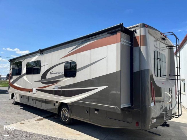 2016 Hurricane 34F by Thor Motor Coach from Pop RVs in Indiana, Pennsylvania