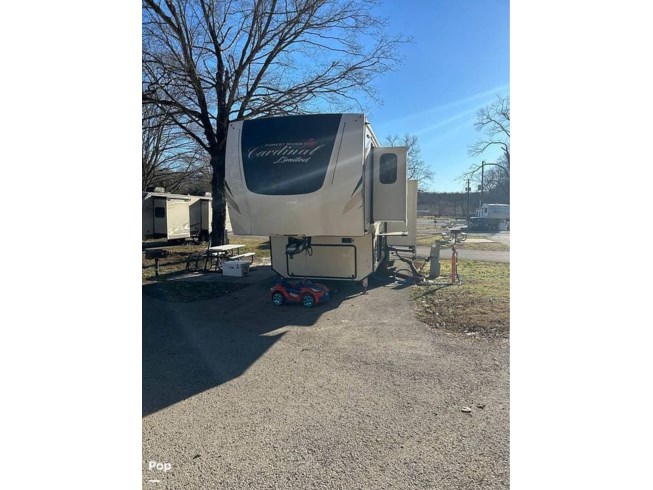 2021 Forest River Cardinal 383BHLE - Used Fifth Wheel For Sale by Pop RVs in Clarksville, Tennessee