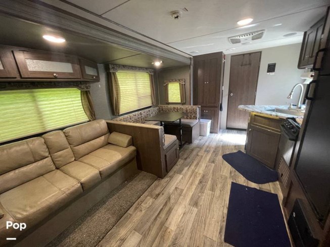 2018 Hideout 28BHS by Keystone from Pop RVs in Arcadia, Indiana
