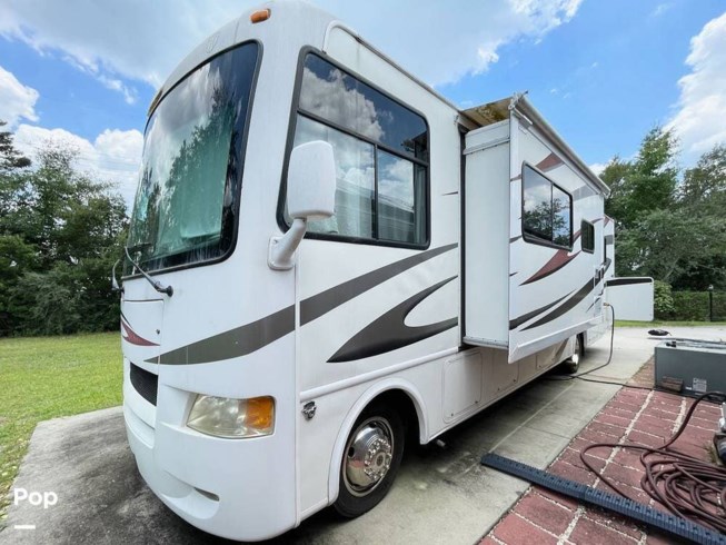 2011 Thor Motor Coach Hurricane 32D - Used Class A For Sale by Pop RVs in Navarre, Florida