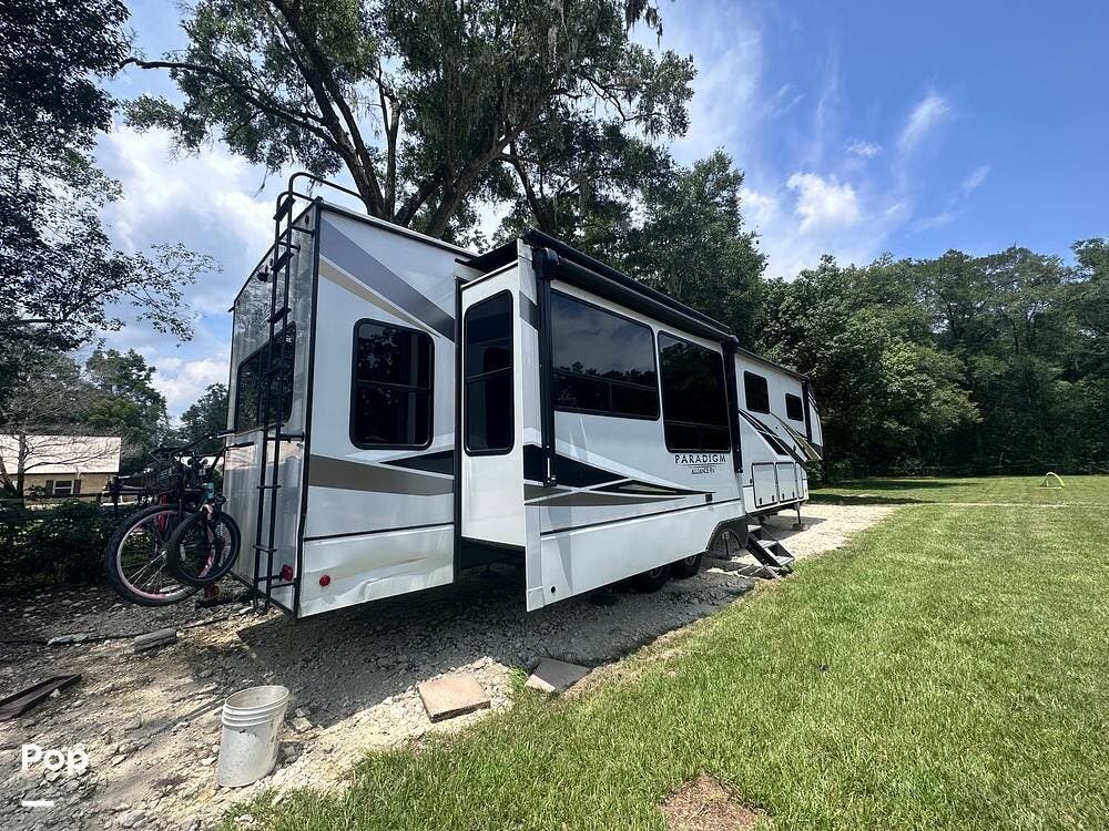 2021 Alliance RV Paradigm 390MP RV for Sale in Ocala, FL 34480 342101