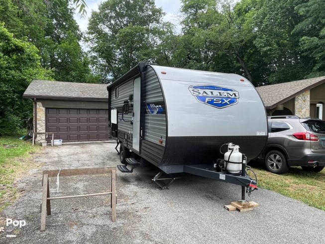 2023 Forest River Salem 178BHSK - Used Travel Trailer For Sale by Pop RVs in Indianapolis, Indiana