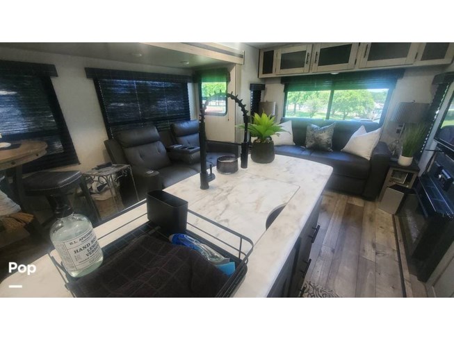 2022 K-Z Connect 313MK - Used Travel Trailer For Sale by Pop RVs in Saltillo, Texas