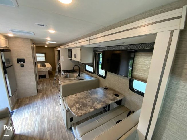 2021 A.C.E. Evo 32.3 by Thor Motor Coach from Pop RVs in Tampa, Florida