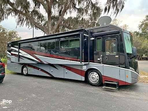 2014 Winnebago Forza 38R - Used Diesel Pusher For Sale by Pop RVs in Homestead, Florida features Generator, Awning, Air Conditioning, Leveling Jacks, Slideout
