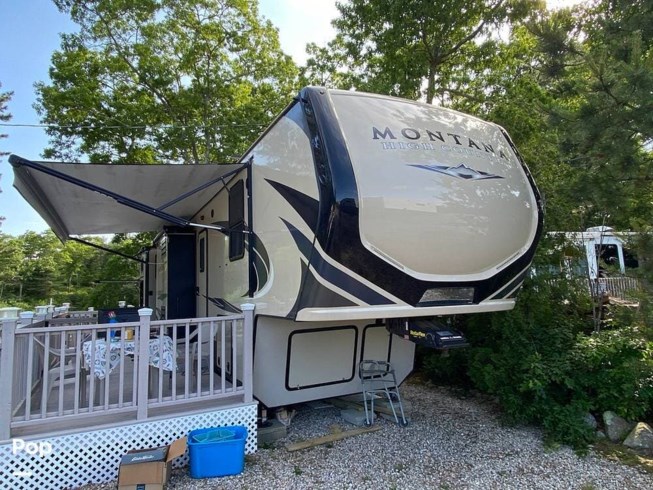 2019 Montana High Country 362RD by Keystone from Pop RVs in Bourne, Massachusetts