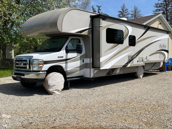 2015 Thor Motor Coach Four Winds 31W - Used Class C For Sale by Pop RVs in North Street, Michigan