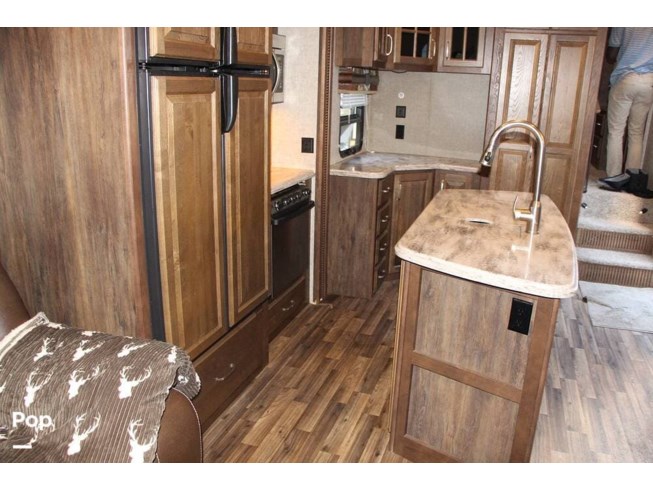 2015 Keystone Alpine 3010RE - Used Fifth Wheel For Sale by Pop RVs in Vancouver, Washington