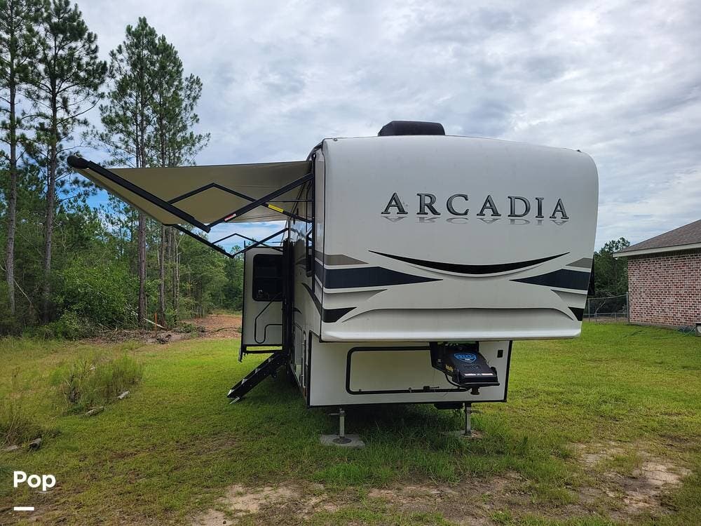 2021 Keystone Arcadia M3660RL RV for Sale in Kiln, MS 39556 348666