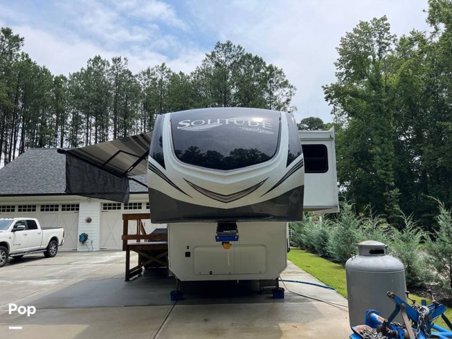 2022 Grand Design Solitude 390RK-R - Used Fifth Wheel For Sale by Pop RVs in Wake Forest, North Carolina