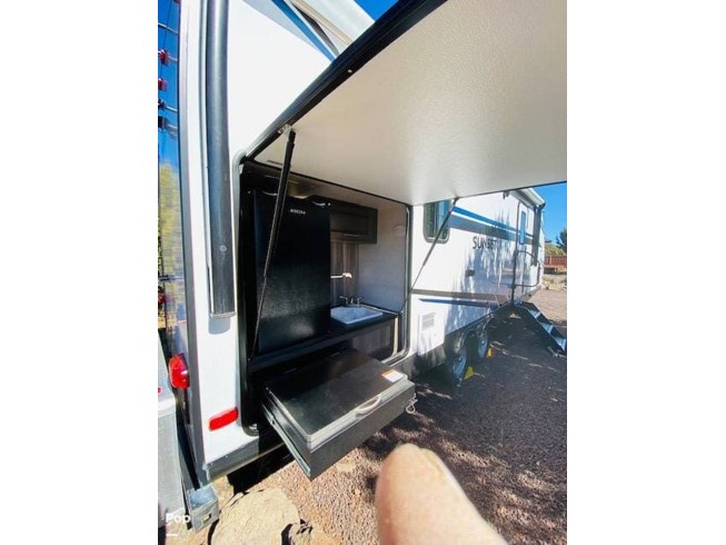 2020 CrossRoads Sunset Trail SS-253RB - Used Travel Trailer For Sale by Pop RVs in Vernon, Arizona
