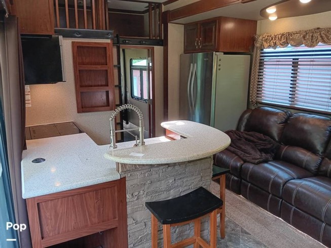 2017 Forest River Vengeance Touring Edition 40D12 - Used Toy Hauler For Sale by Pop RVs in Davison, Michigan