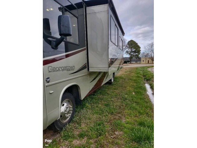 2011 Georgetown 327DS by Forest River from Pop RVs in Elizabeth City, North Carolina