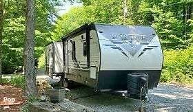 2022 Palomino Puma 32 MBDS - Used Travel Trailer For Sale by Pop RVs in Lake Ariel, Pennsylvania