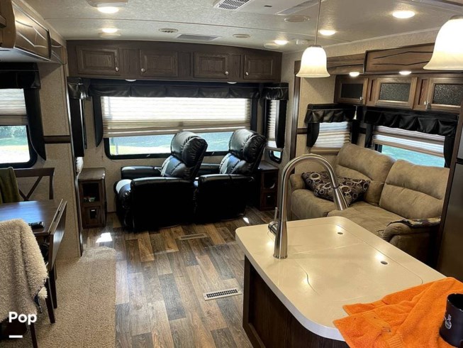 2017 Windjammer 3029W by Forest River from Pop RVs in Morgantown, Indiana