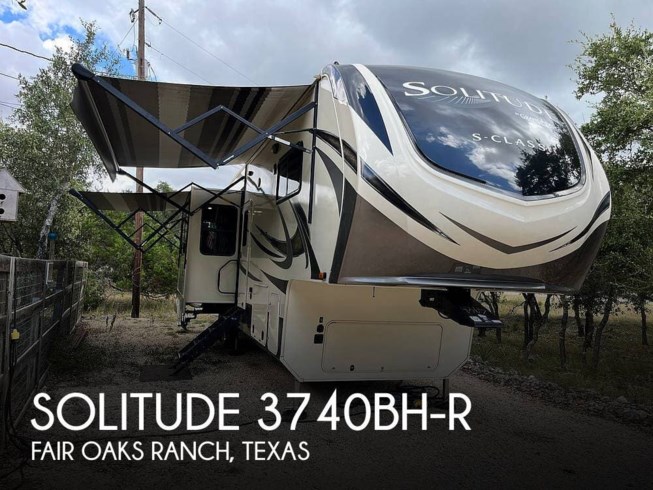 Used 2020 Grand Design Solitude 3740BH-R available in Fair Oaks Ranch, Texas