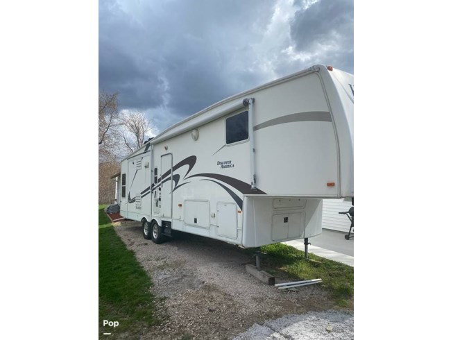 2008 Nu-Wa Hitchhiker Discover America 331RSB - Used Fifth Wheel For Sale by Pop RVs in East Moline, Illinois