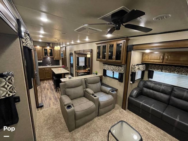 2017 Coachmen Chaparral 381RD - Used Fifth Wheel For Sale by Pop RVs in Southfield, Michigan