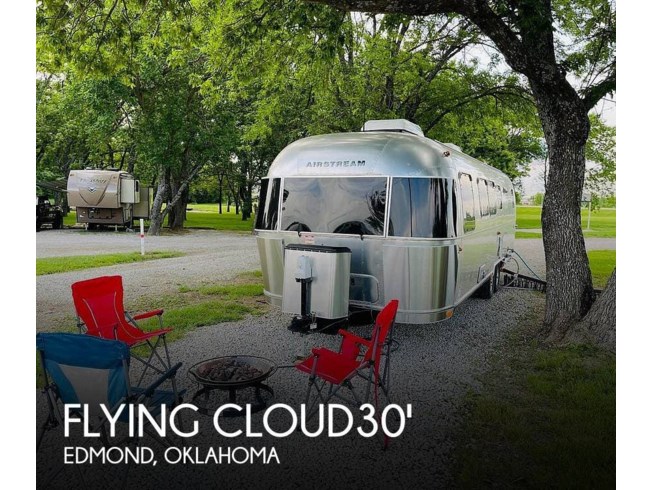 Used 2019 Airstream Flying Cloud 30FB Bunk available in Edmond, Oklahoma