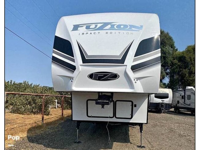 2022 Fuzion 367 by Keystone from Pop RVs in Brentwood, California