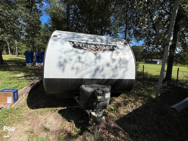 2020 Forest River Wildwood X-Lite 263BHXL - Used Travel Trailer For Sale by Pop RVs in Benton, Arkansas