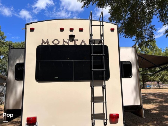 2017 Keystone Montana 3440RL - Used Fifth Wheel For Sale by Pop RVs in Pinehurst, Texas
