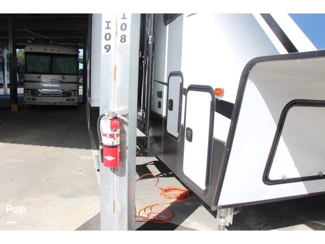 2021 Keystone Carbon 348 - Used Toy Hauler For Sale by Pop RVs in Kelso, Washington