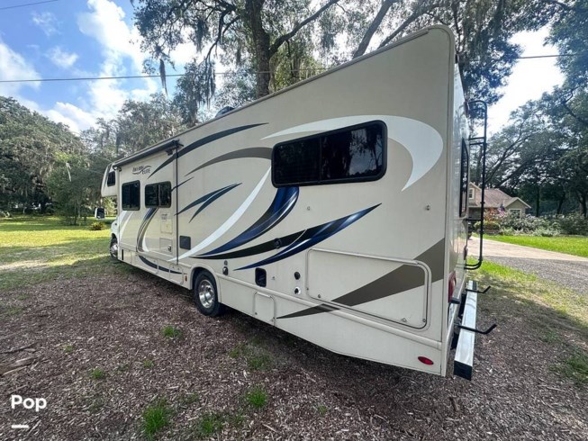 2019 Freedom Elite 30FE by Thor Motor Coach from Pop RVs in Lady Lake, Florida