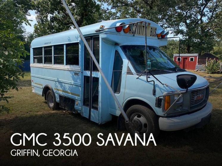 Used 2002 GMC 3500 Savana available in Griffin, Georgia