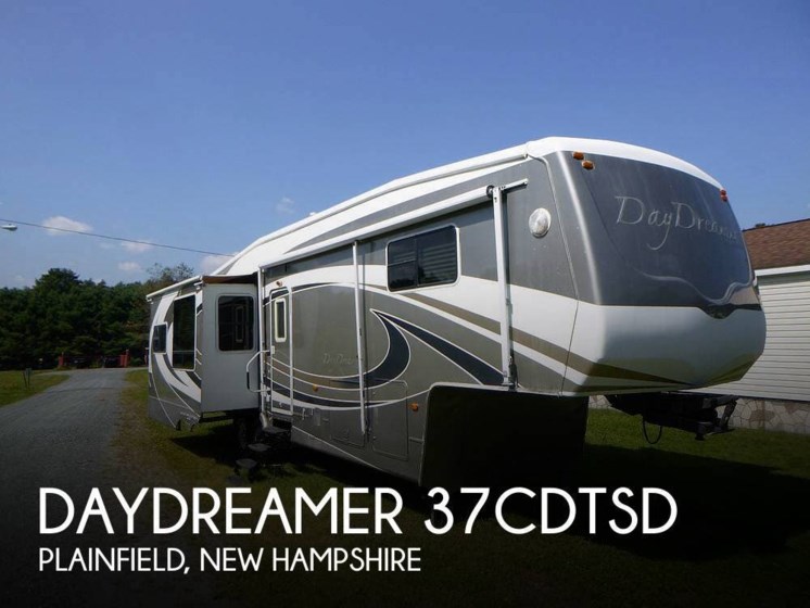Used 2006 Miscellaneous Cedar Creek DayDreamer 37CDTSD available in Plainfield, New Hampshire