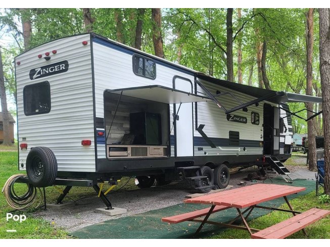 2021 CrossRoads Zinger 328SB - Used Travel Trailer For Sale by Pop RVs in Bergan, New York