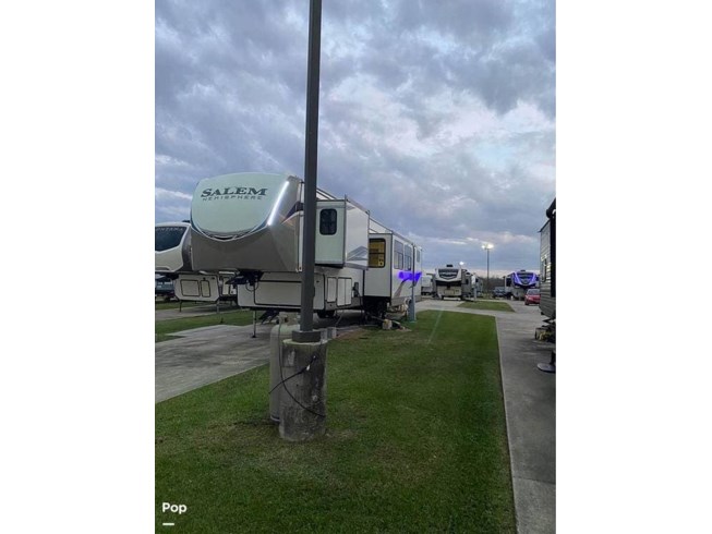 2022 Forest River Salem Hemisphere 356QB - Used Fifth Wheel For Sale by Pop RVs in Port Arthur, Texas