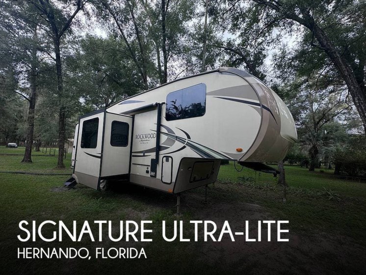 Used 2018 Rockwood Signature Ultra-Lite 8297S available in Hernando, Florida