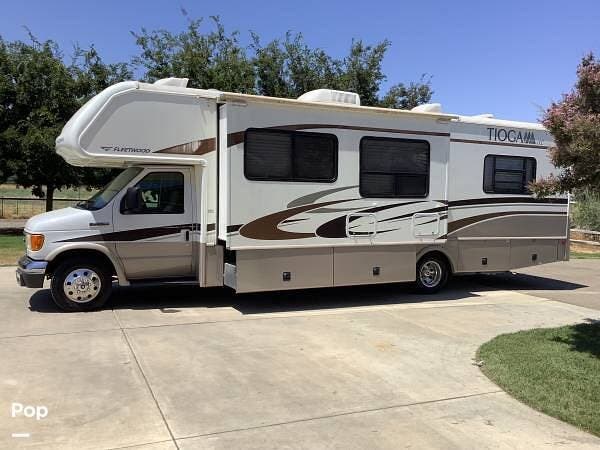 2006 Fleetwood Tioga SL 31W - Used Class C For Sale by Pop RVs in Woodlake, California