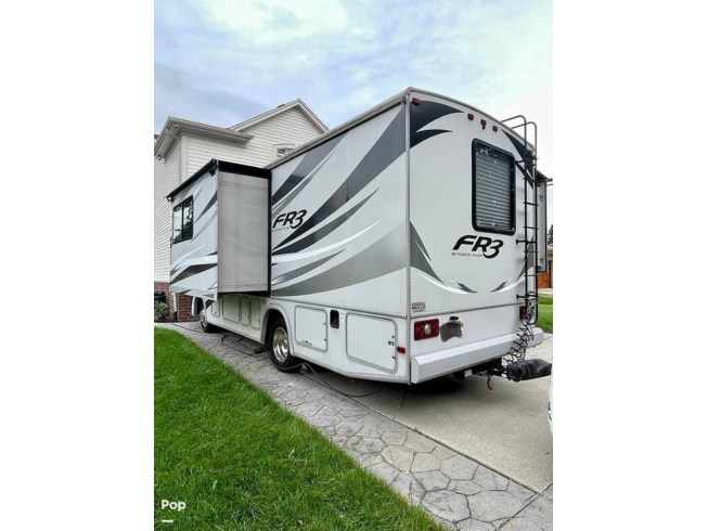 2014 Forest River FR3 25DS - Used Class A For Sale by Pop RVs in Sterling Heights, Michigan
