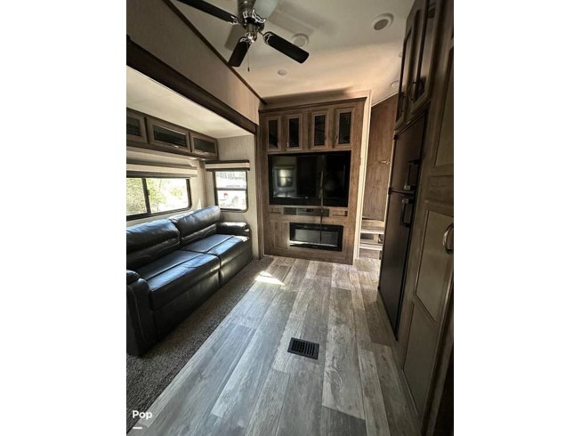 2021 Sandpiper 3330BH by Forest River from Pop RVs in Cle Elum, Washington