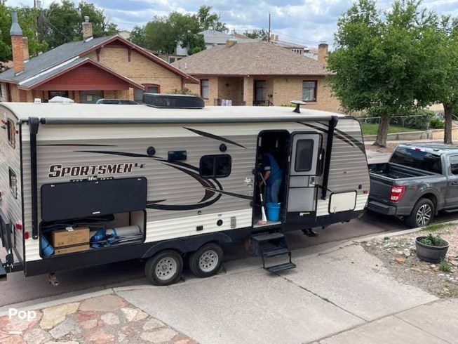 2018 K-Z Sportsmen 231BHLE - Used Travel Trailer For Sale by Pop RVs in Gallup, New Mexico