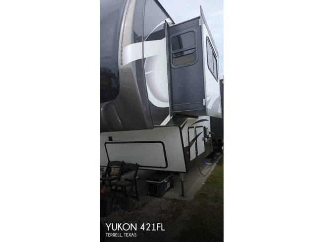 Used 2022 Dutchmen Yukon 421FL available in Terrell, Texas