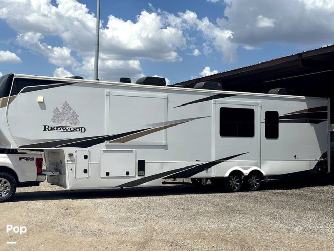 2023 Redwood 4001LK by CrossRoads from Pop RVs in Lindale, Texas