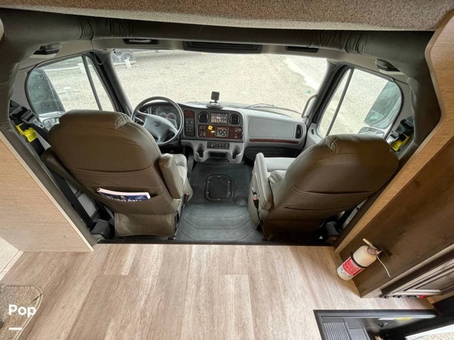 2022 Entegra Coach Accolade 37L - Used Super C For Sale by Pop RVs in Auburn Hills, Michigan