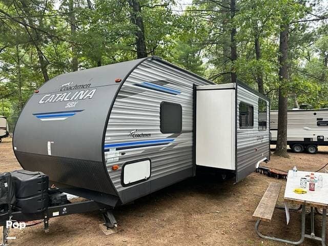 2020 Catalina SBX 281DDS by Coachmen from Pop RVs in Woodhaven, Michigan