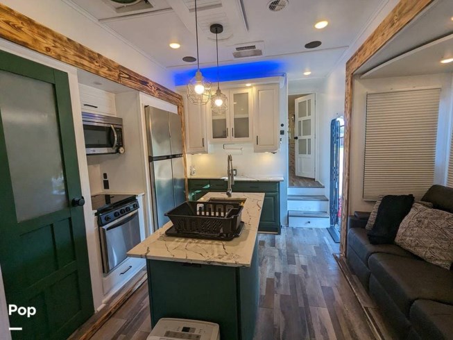 2016 Grand Design Momentum 380TH - Used Toy Hauler For Sale by Pop RVs in Southwest Ranches, Florida