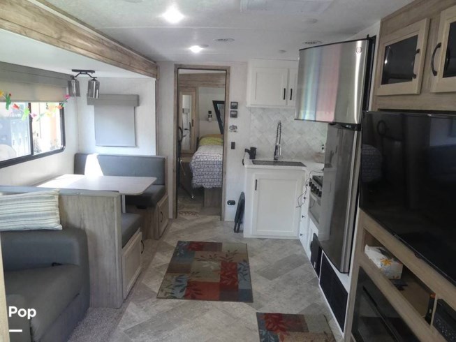 2022 Solaire 258RBSS by Palomino from Pop RVs in Melbourne, Florida
