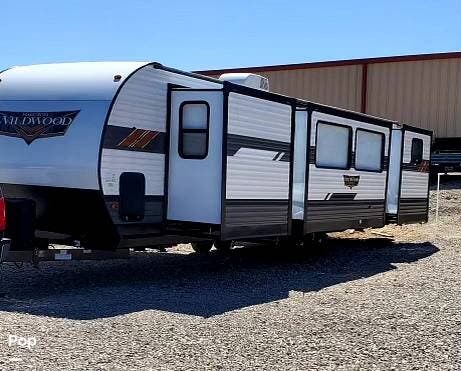 2021 Forest River Wildwood 33TS - Used Travel Trailer For Sale by Pop RVs in Horicon, Wisconsin