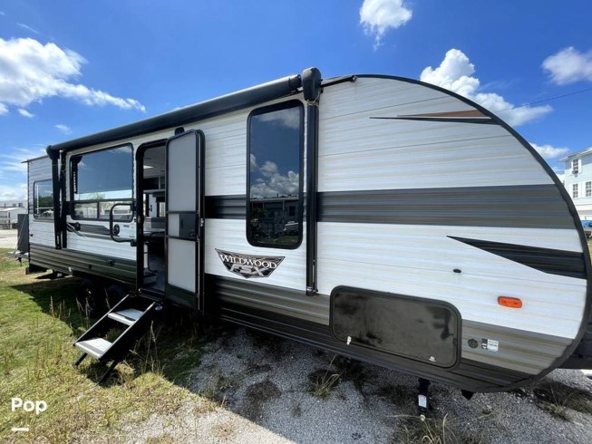 2022 Forest River Wildwood FSX Platinum 260RT - Used Toy Hauler For Sale by Pop RVs in Everglades City, Florida