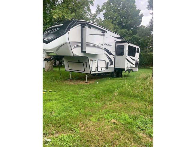 2021 Keystone Cougar 23MLS - Used Fifth Wheel For Sale by Pop RVs in Hersey, Michigan
