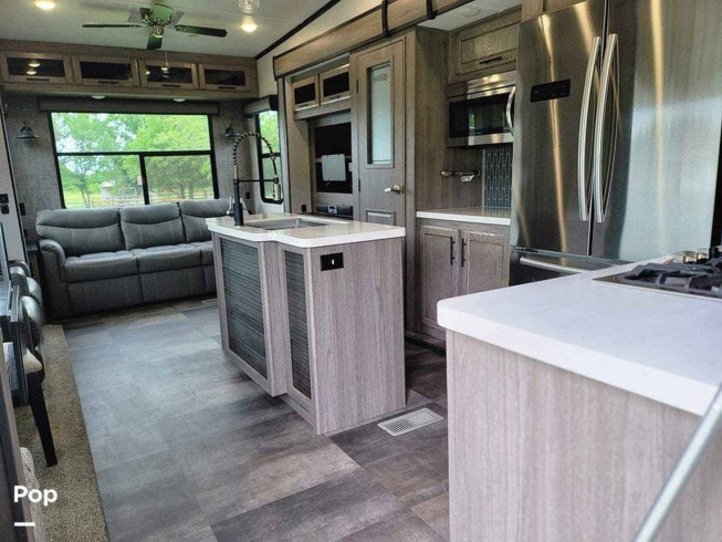 2021 CrossRoads Cameo 3891MK - Used Fifth Wheel For Sale by Pop RVs in Stillwater, Oklahoma