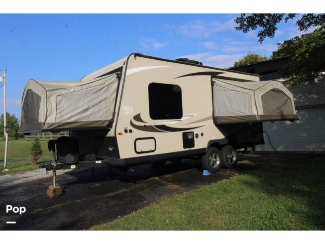 2019 Forest River Shamrock 183 - Used Travel Trailer For Sale by Pop RVs in Xenia, Ohio