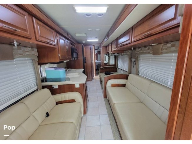 2008 Fleetwood Discovery 39R - Used Diesel Pusher For Sale by Pop RVs in Grove, Oklahoma
